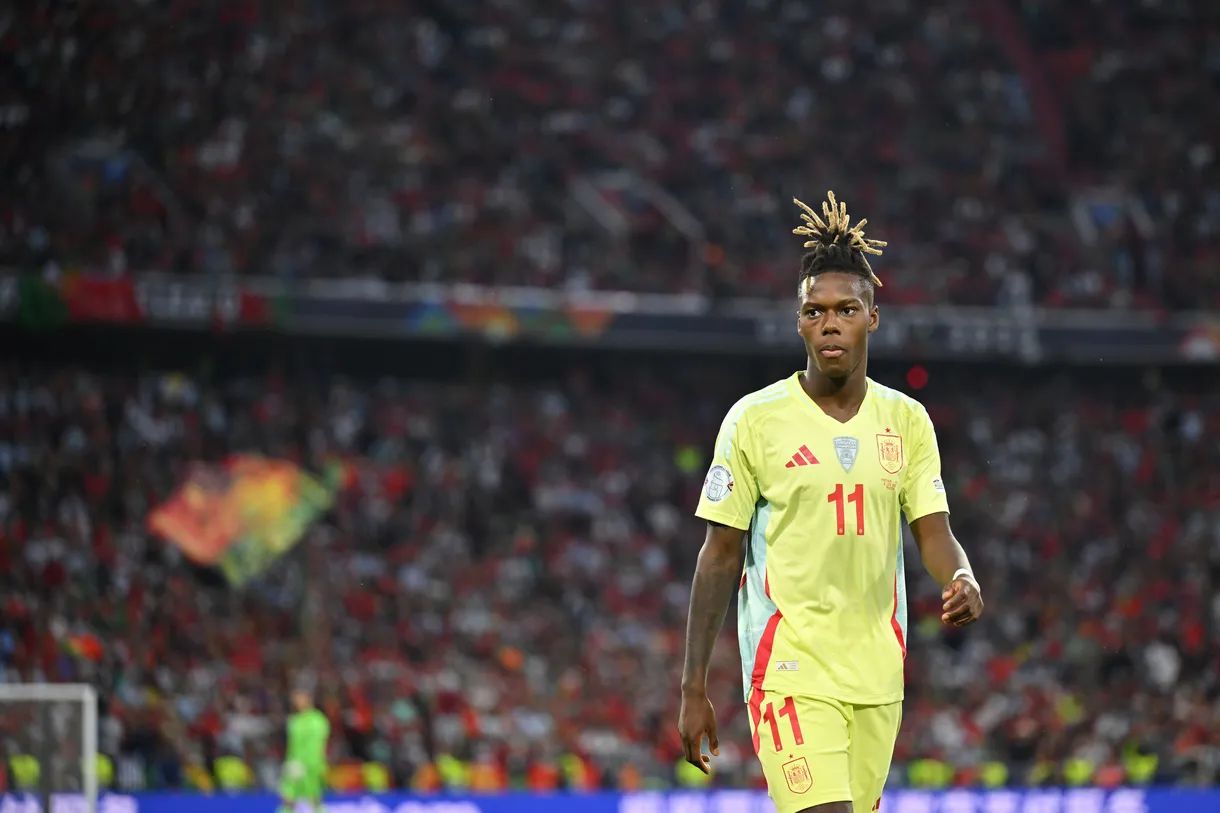 ويليامز يفضل الانتقال إلى برشلونة