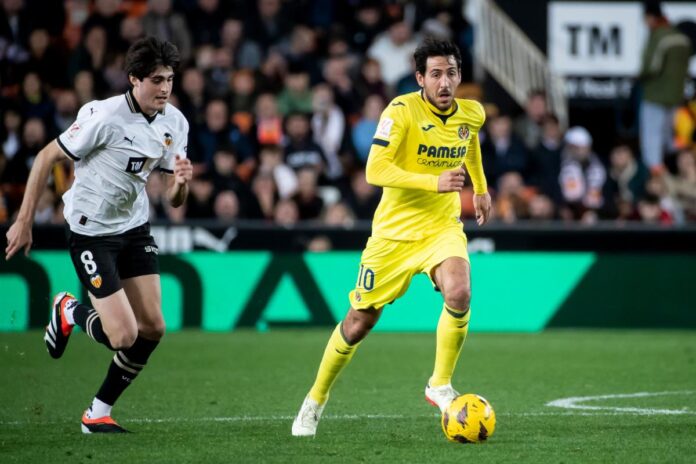 Javi Guerra elige a Parejo como ídolo de infancia y a Cavani como sorpresa en un vestuario