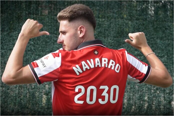 El fichaje de Robert Navarro por el Athletic podría estar al caer