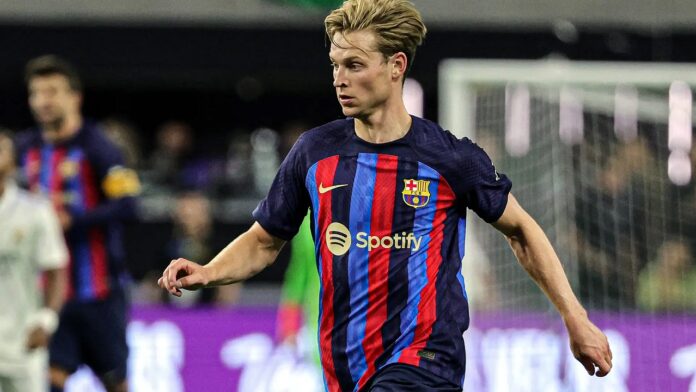 برشلونة يتمسك بـ دي يونغ