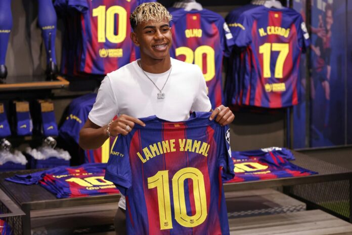 The heartwarming moments from Lamine Yamal’s renewal ft. a promise and his grandmother