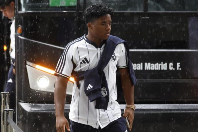 Endrick recae de su lesión y abre la puerta del primer equipo a Gonzalo