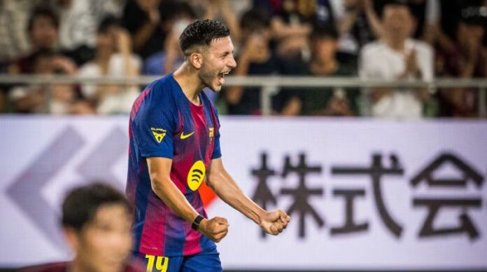 WATCH: Two teenage debutants score as Barcelona win first pre-season match