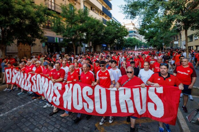 El sevillismo mantiene su fidelidad