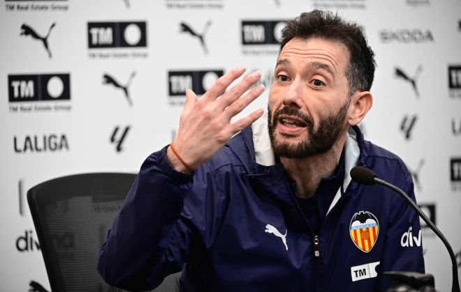 Valencia eye shock move for iconic striker with 145 Premier League goals