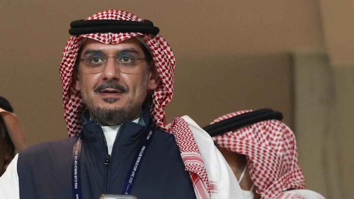 الأمير نواف بن سعد يتوجه إلى الرياض