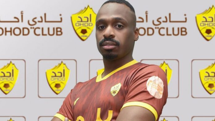الرياضة تحقق في تجاوزات تعاقدات أُحد.. بينها عقدا هوساوي وعبد الغني