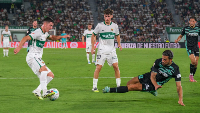 Newly promoted Elche rewarded for persistence against European hopefuls Real Betis