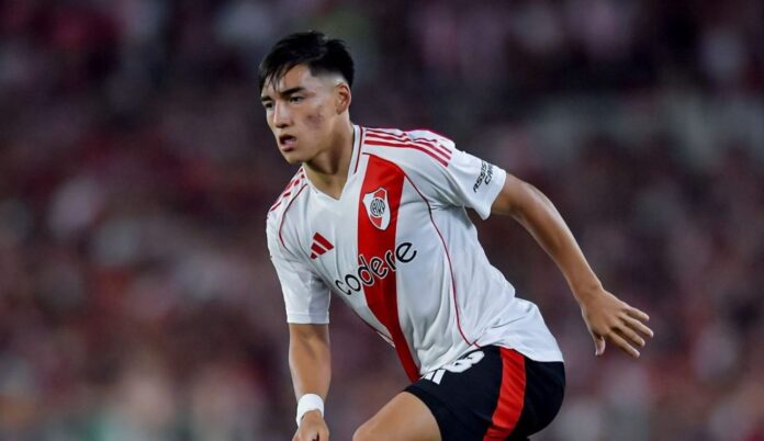 Barcelona set sights on 18-year-old River Plate talent
