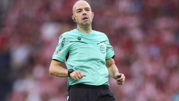 El CTA releva a González Fuertes del AVAR del Real Madrid-Mallorca tras su error en el Alavés-Atleti