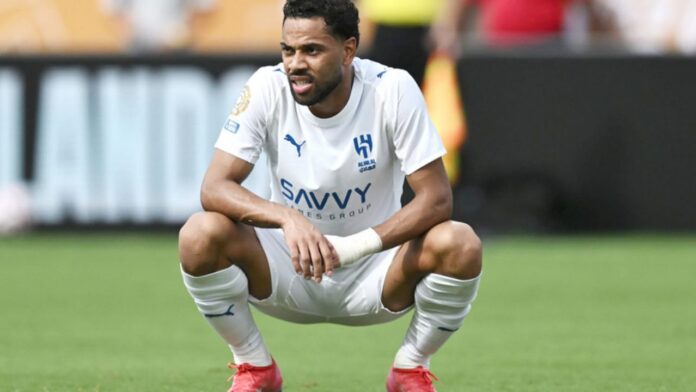 وكيل لودي ينفي مفاوضات انتقاله إلى الشباب ويتمسك بعقده مع الهلال