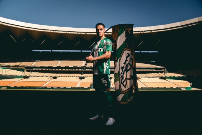 “More beautiful than Manchester” – Tearful Antony returns to Real Betis return