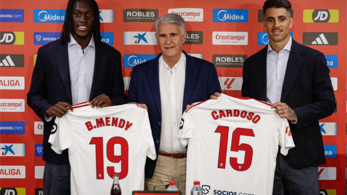 El Sevilla presenta a Cardoso y Mendy