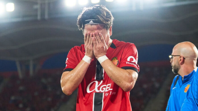 El japonés Takuma Asano, baja en el Mallorca por lesión