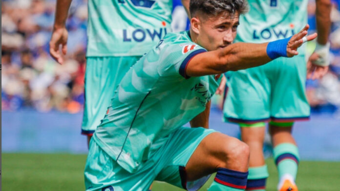 Iván Romero, un ‘anónimo’ en el reinado de goleadores de primer nivel como Mbappé, Julián Álvarez o Lewandowski