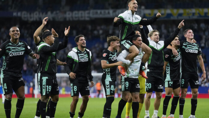 El Betis se marcha al parón en los puestos Champions