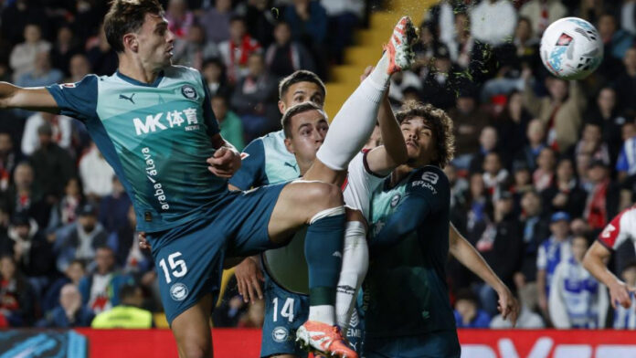 El Alavés vive negado ante el gol