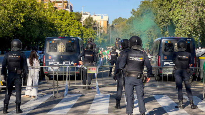 El operativo seguridad del derbi sevillano contará con 396 miembros de la Policía Nacional