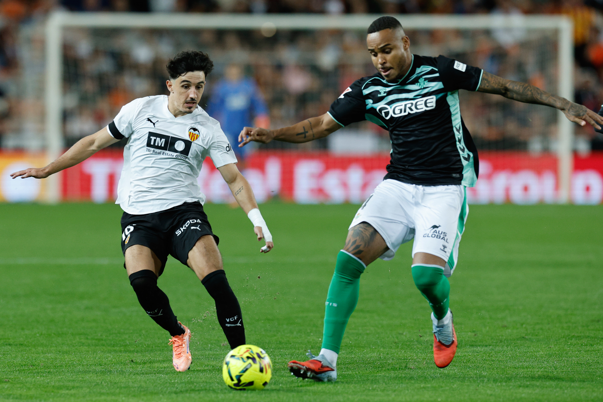 ناتان أمام فالنسيا