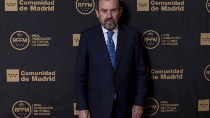 Ángel Torres: “¿Uche? Si vuelve, a recuperarlo otra vez y venderlo el año que viene”