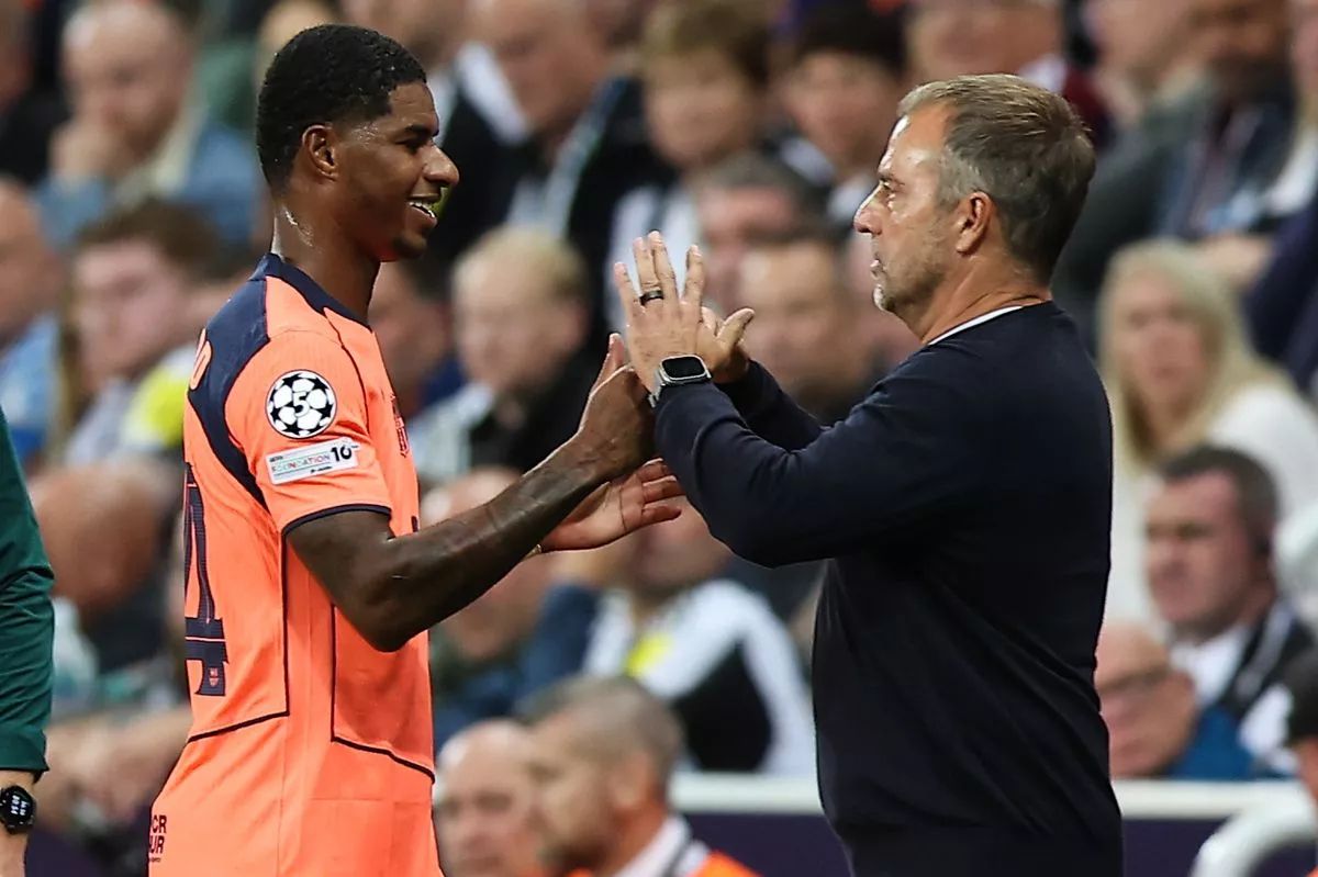 فليك يهنئ راشفورد.