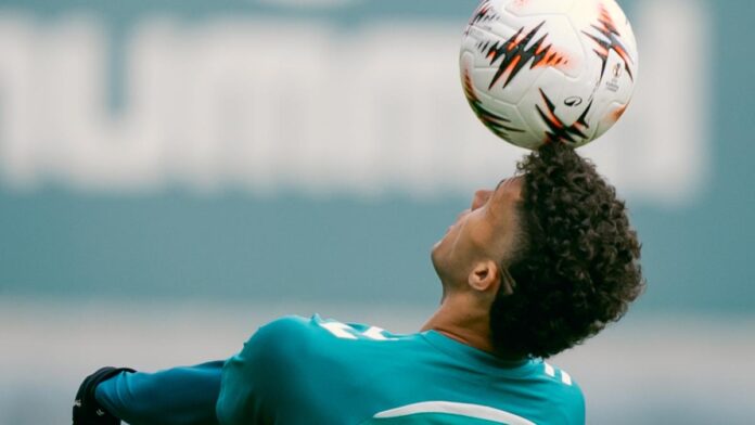 Seis ausencias en la convocatoria de Pellegrini frente al Rayo Vallecano