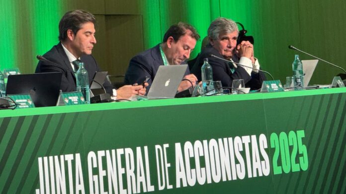 Catalán y el mercado invernal de fichajes: “Haremos todo lo que sea posible para mejorar el equipo”