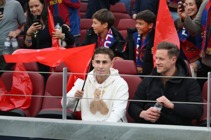 Insider shuts down Bayern Munich transfer links with Barcelona star