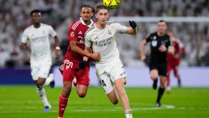 La caída de Huijsen