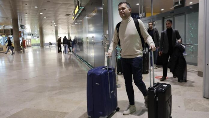 Luis Castro, a su llegada a Valencia: “Es difícil pero juntos lo haremos”