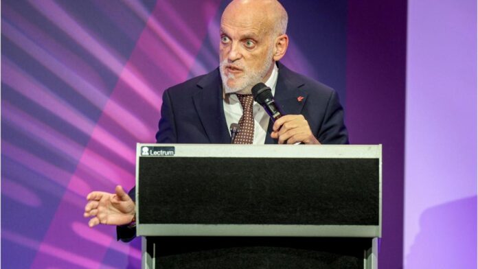 Tebas vuelve a cargar contra la piratería: “Es usted el ‘Narco Maduro’ de internet”