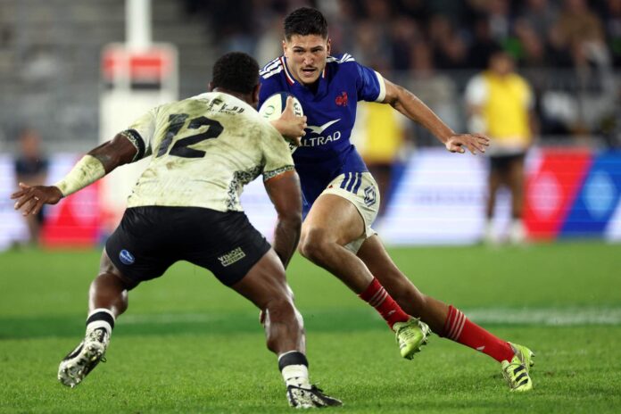Rugby: France comes back from Fiji scare, ending four-game losing streak