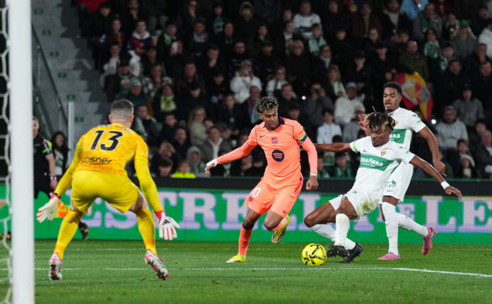 Barcelona player ratings against Elche: Lamine Yamal keeps going for La Liga leaders