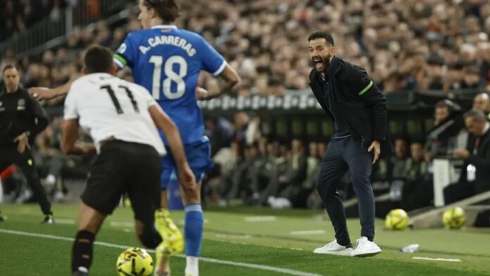 Mestalla rejects Carlos Corberan as Real Madrid punish Valencia’s shortcomings