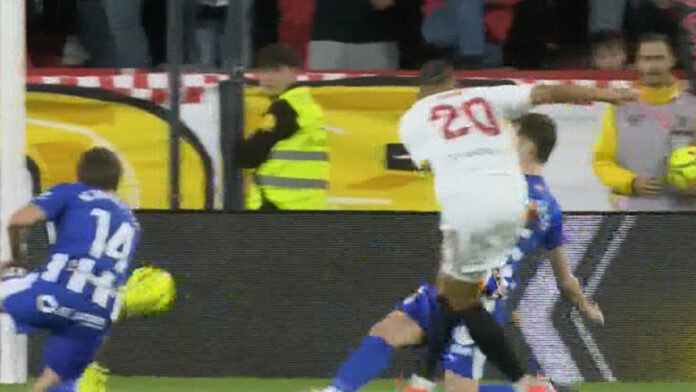 Pacheco lamenta el “despiste que no puede ser” en el gol del Sevilla