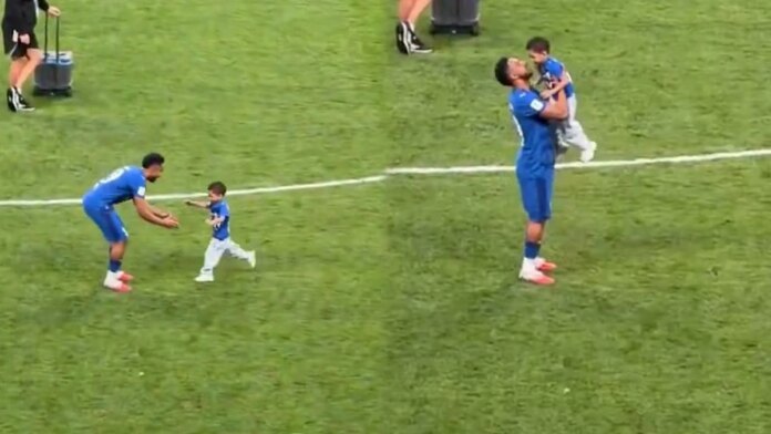 نجل لاجامي يركض نحو سالم الدوسري ويحتضنه في مشهد مؤثر..فيديو