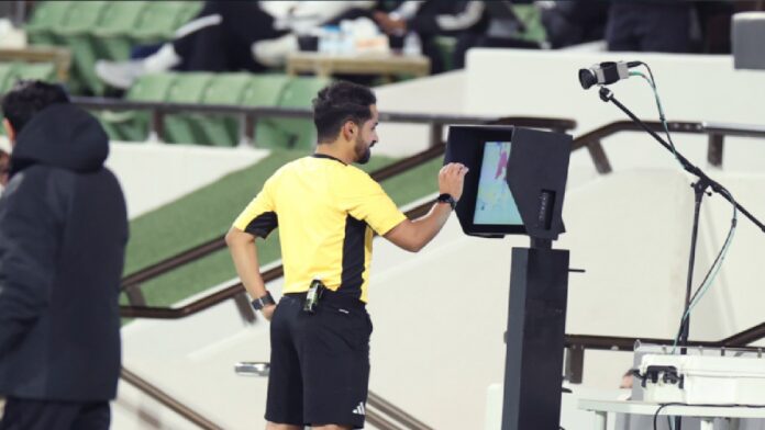 ضمك تخاطب لجنة الحكام بشأن تسجيلات مواجهة الأهلي