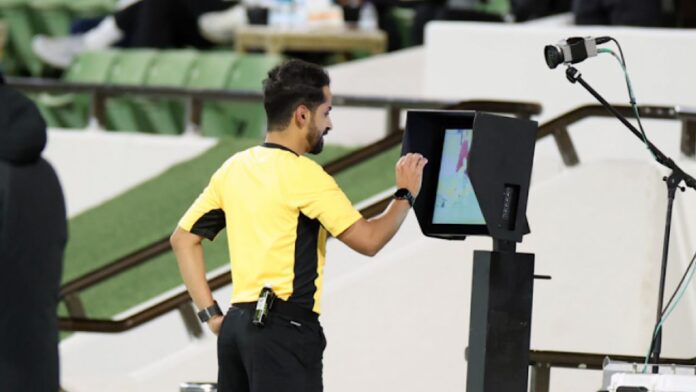 لجنة الحكام تُصادق على صحة قرار إلغاء هدف ضمك