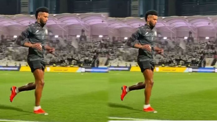 البليهي يحيي جماهير الهلال.. فيديو