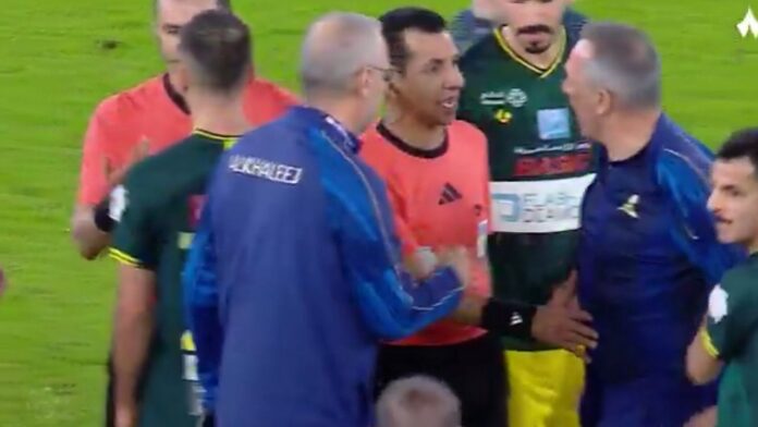 لحظة طرد دونيس بسبب غضبه من محمد الهويش..فيديو