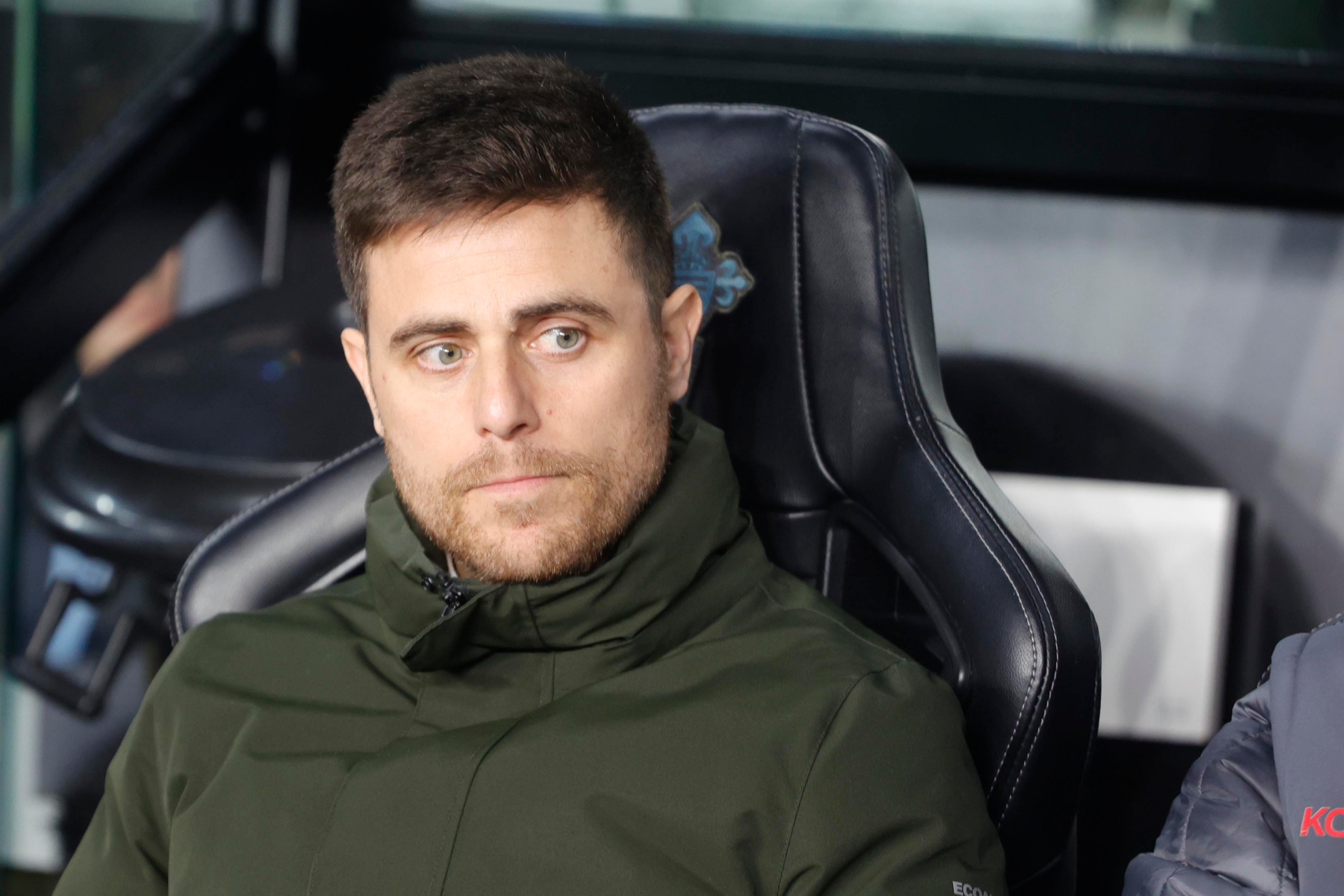 ليتشي على مقاعد بدلاء بالايدوس