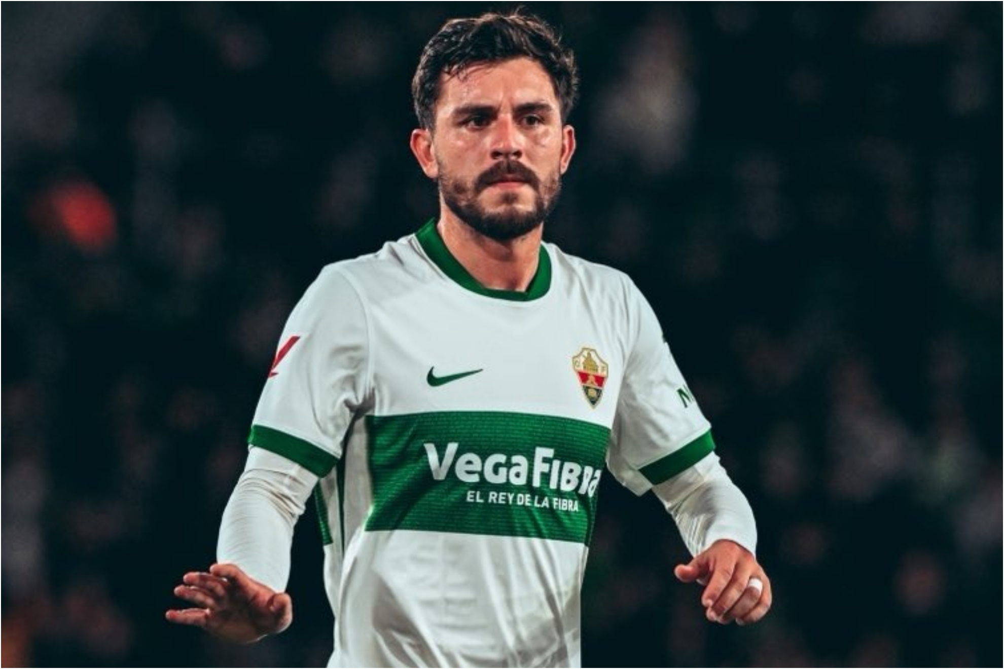 فيكتور تشوست خلال مباراة لإلتشي