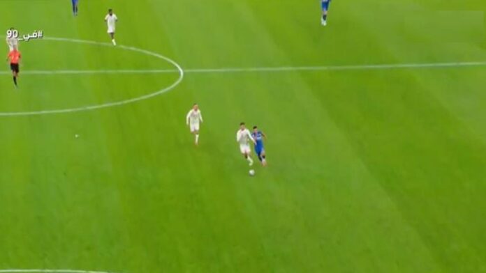 خبير تحكيمي يشرح حالة طرد لاعب النجمة أمام الهلال ويؤكد صحة القرار.. فيديو