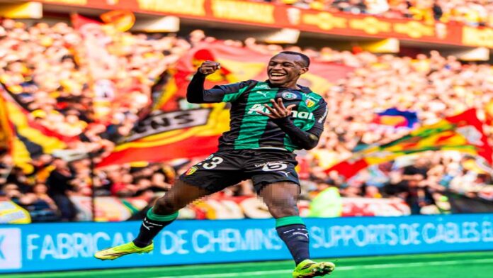 سعود عبدالحميد يوجه رسالة للجماهير بعد هدفه التاريخي واقتراب فريقه من صدارة الدوري