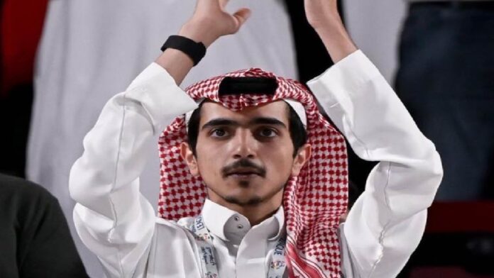 المنجم: طماعين عاد أنتم يا الهلاليين .. فيديو