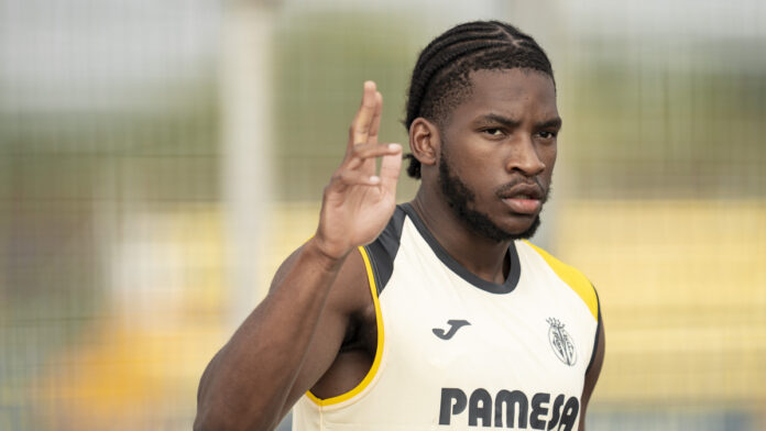 Kambwala regresa siete meses después