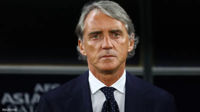 السد القطري يعلن غياب مدربه مانشيني عن مواجهة الغد