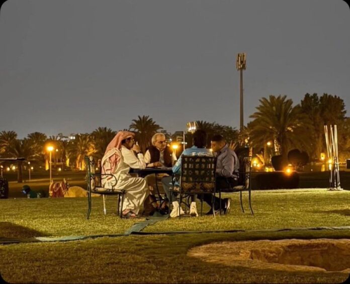 الأمير الوليد بن طلال في اجتماع مع إنزاغي – فيديو