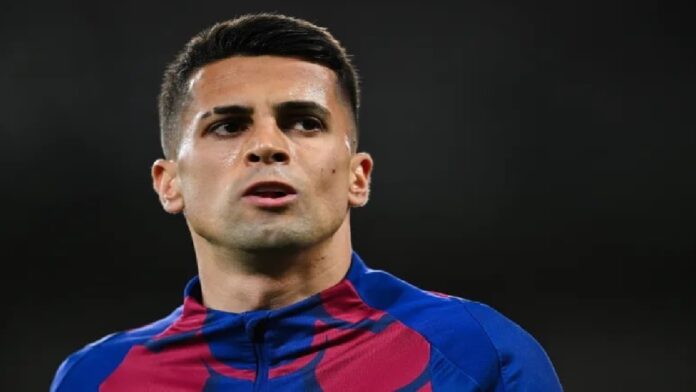 فليك يوافق على استمرار كانسيلو في برشلونة