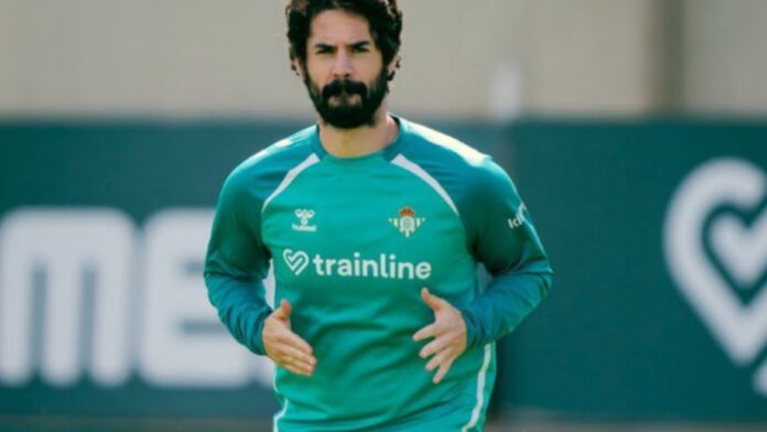 Primera foto de la recuperación de Isco sobre el césped